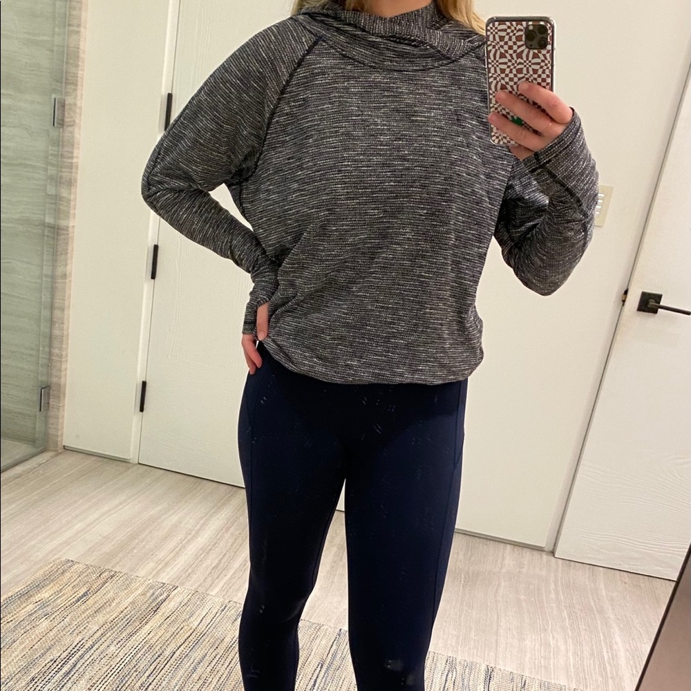 Lululemon pullover